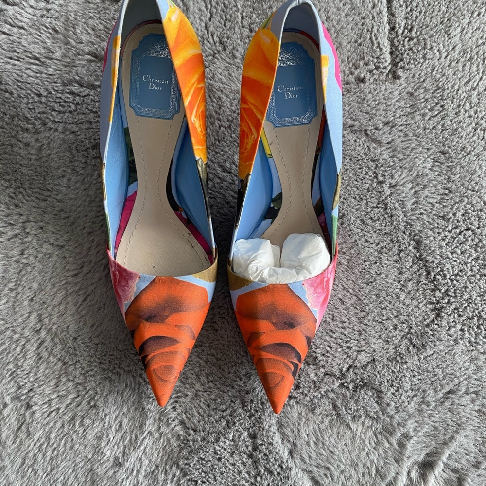 Stunning Christian Dior Pumps. Size 40.
